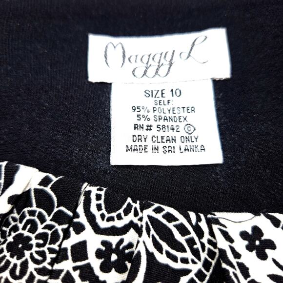 Maggy L 10 Women's Black Long Bell Sleeve Maxi BOHO Dress Miss Size Medium M - Picture 3 of 6